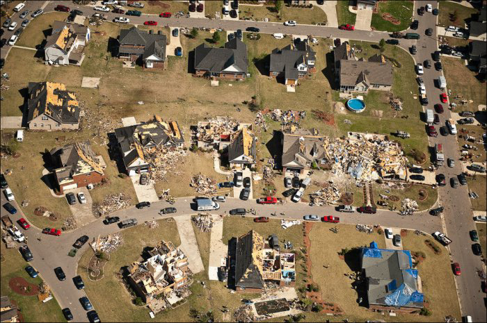 торнадо, смерчи, США, 2011, последствия катастрофы, ураганы, фото