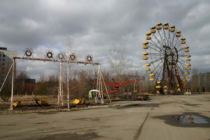 Чернобыль, Припять, катастрофа на АЭС, фото 2011 года, зона отчуждения, сегодня