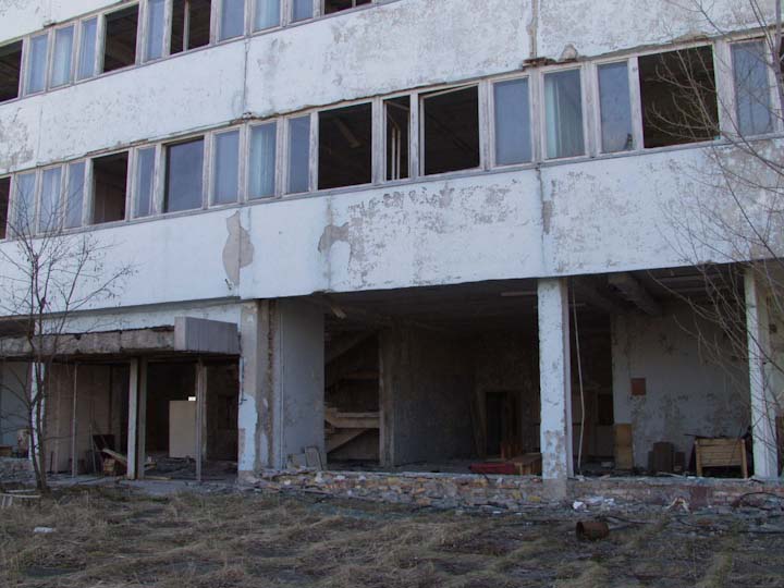 Чернобыль, Припять, катастрофа на АЭС, фото 2011 года, зона отчуждения, сегодня