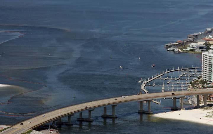 авария нефтяной платформы. Мексиканский залив, последствия катастрофы, ликвидация аварии, 2010, фото