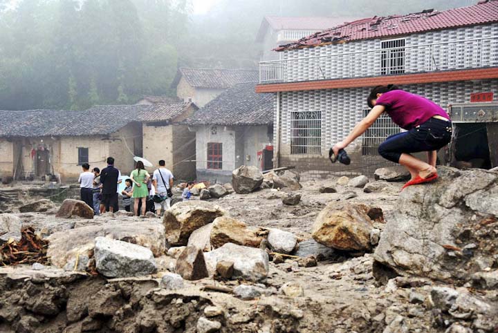 наводнение в Китае 2011, эвакуация, последствия, спасательные работы