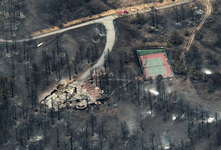 Лесной пожар в Колорадо, США в 2010 году (фото)