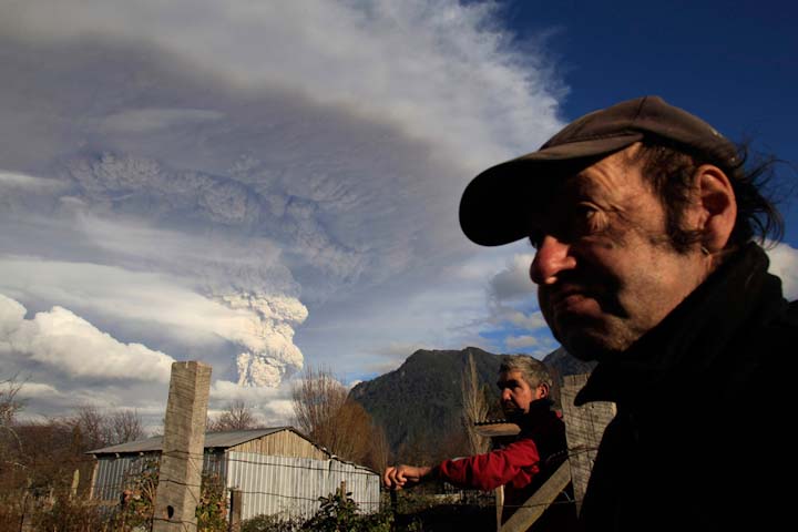 извержение вулкана Пуйеуэ в Чили 2011