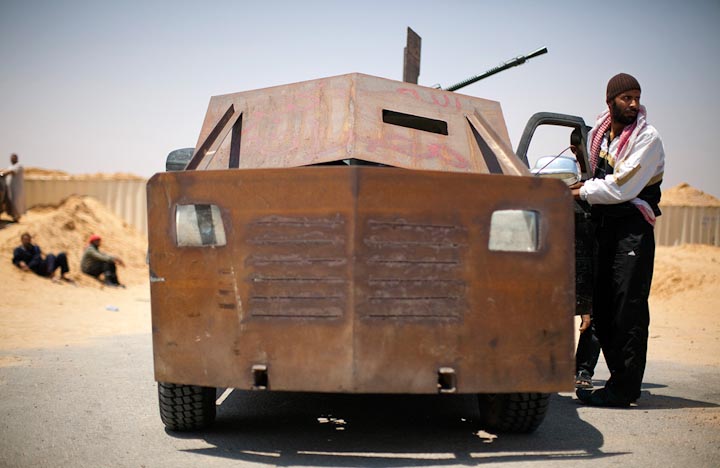 война в Ливии глазами очевидцев, реалии боевиков, подготовка оружия к войне