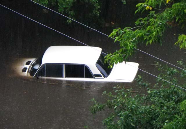 Наводнение в Черкассах, Украина 2011 (фото)