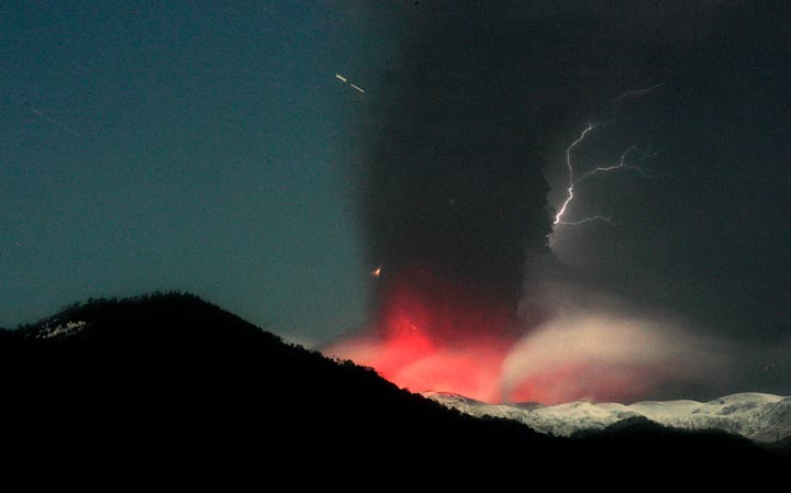 последствия извержения вулкана Пуйеуэ в Чили, фото