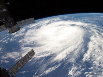 Ураган Катя приближается к восточному побережью США 06.09.2011