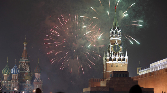новогодние фейерверки в Москве