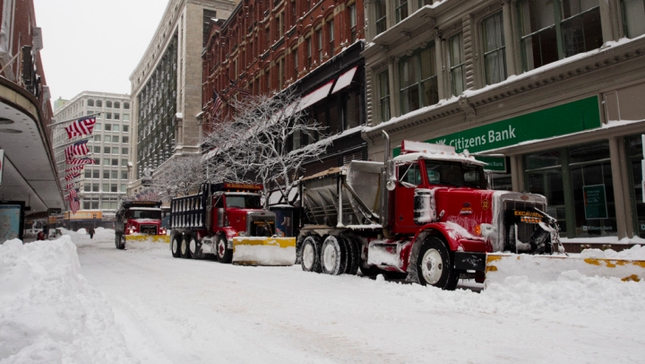 снежная буря в США, снегопады стали причиной гибели 5 человек